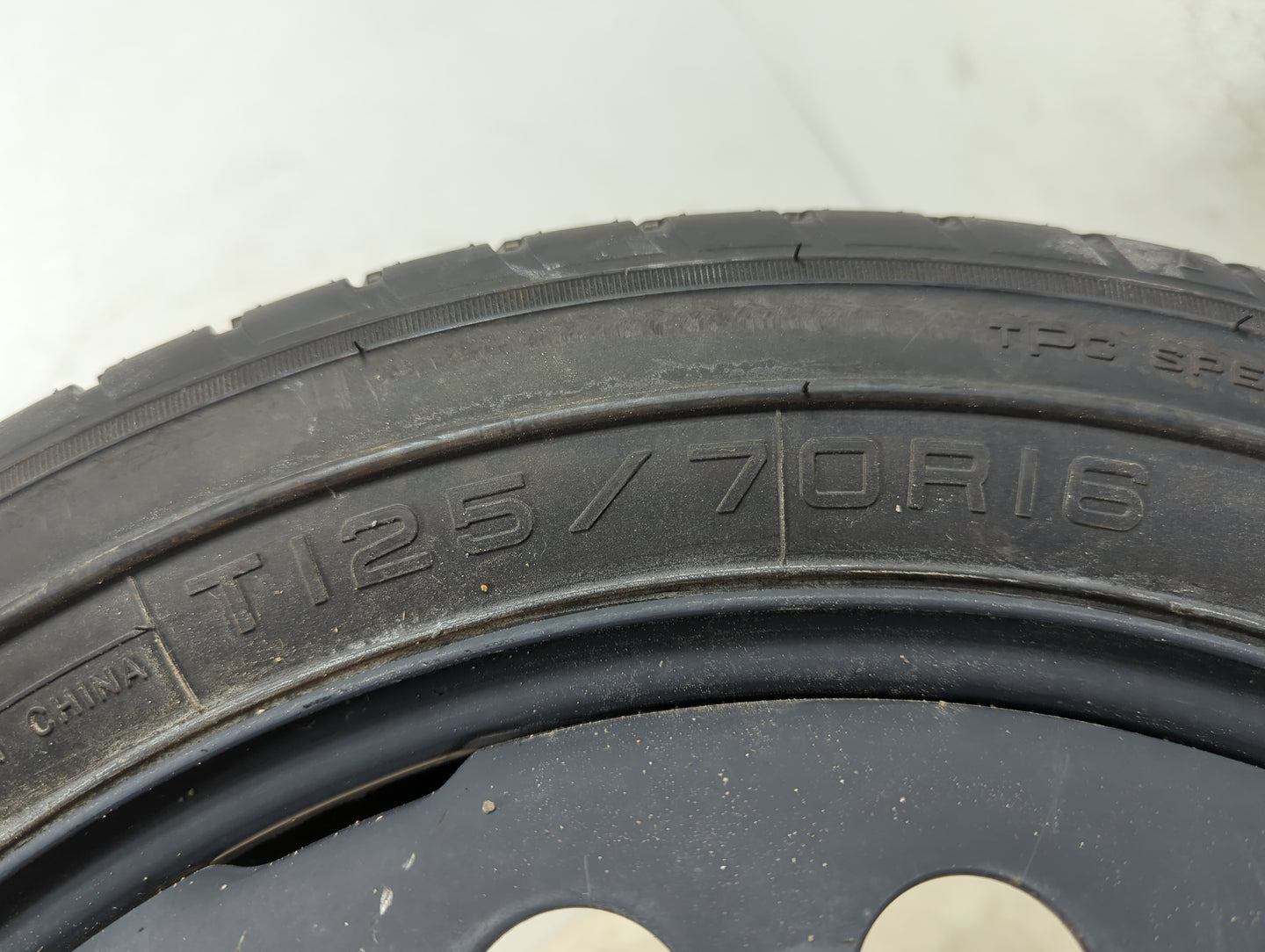 2015 Buick Encore Spare Donut Tire Wheel Rim Oem - Oemusedautoparts1.com