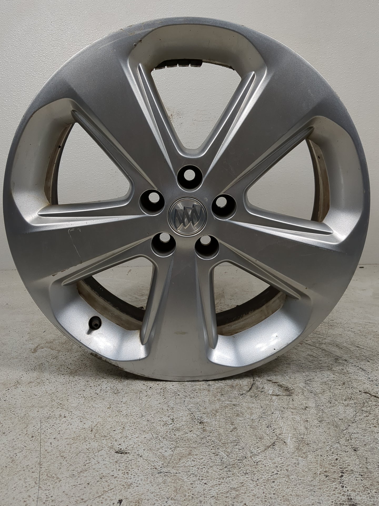 2015 Buick Encore Oem Wheel Rim - Oemusedautoparts1.com