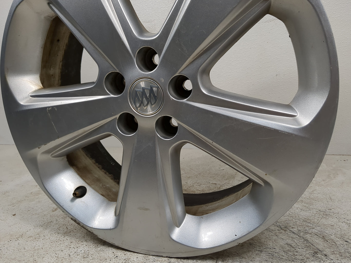 2015 Buick Encore Oem Wheel Rim - Oemusedautoparts1.com