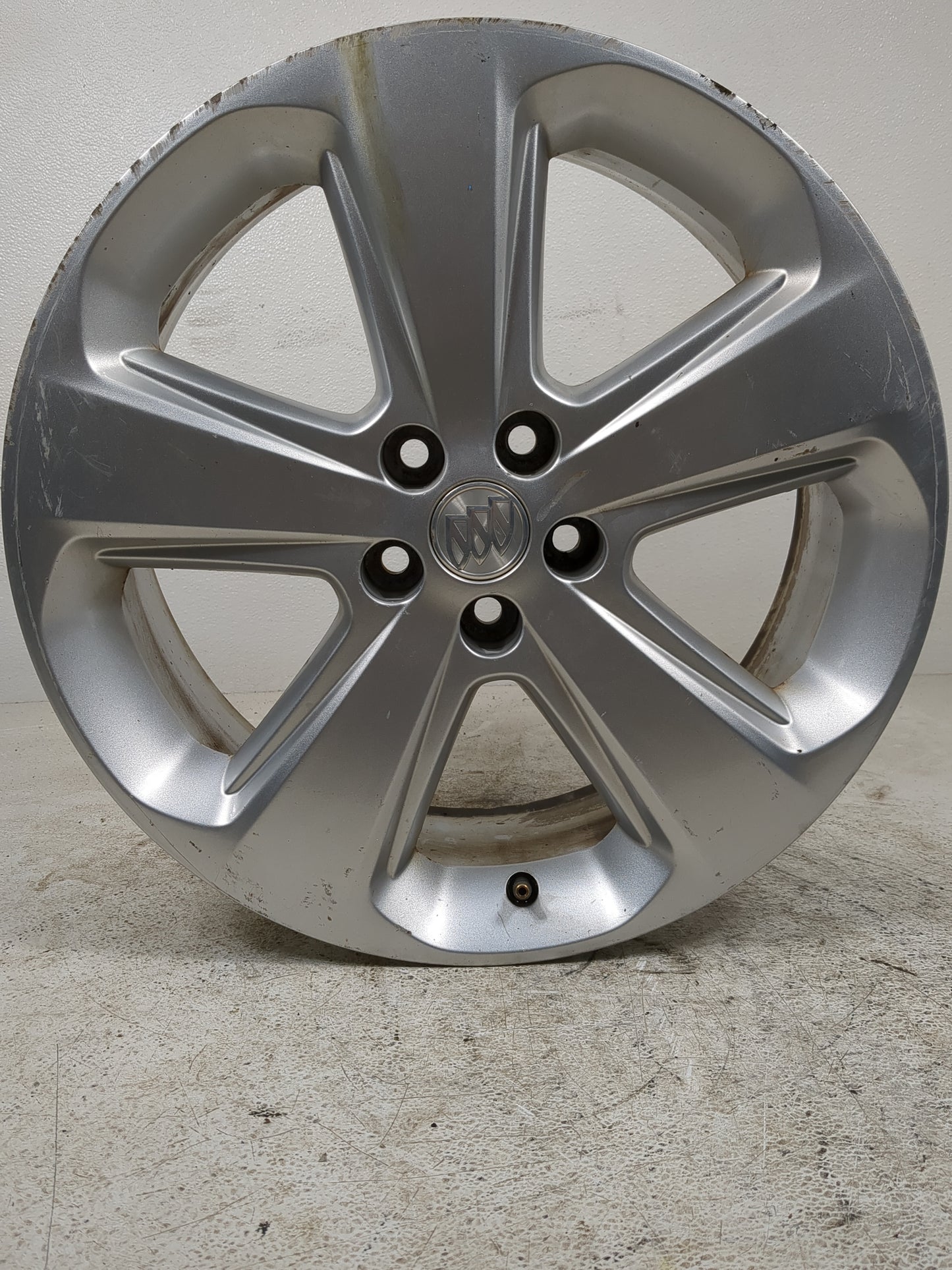 2015 Buick Encore Oem Wheel Rim - Oemusedautoparts1.com