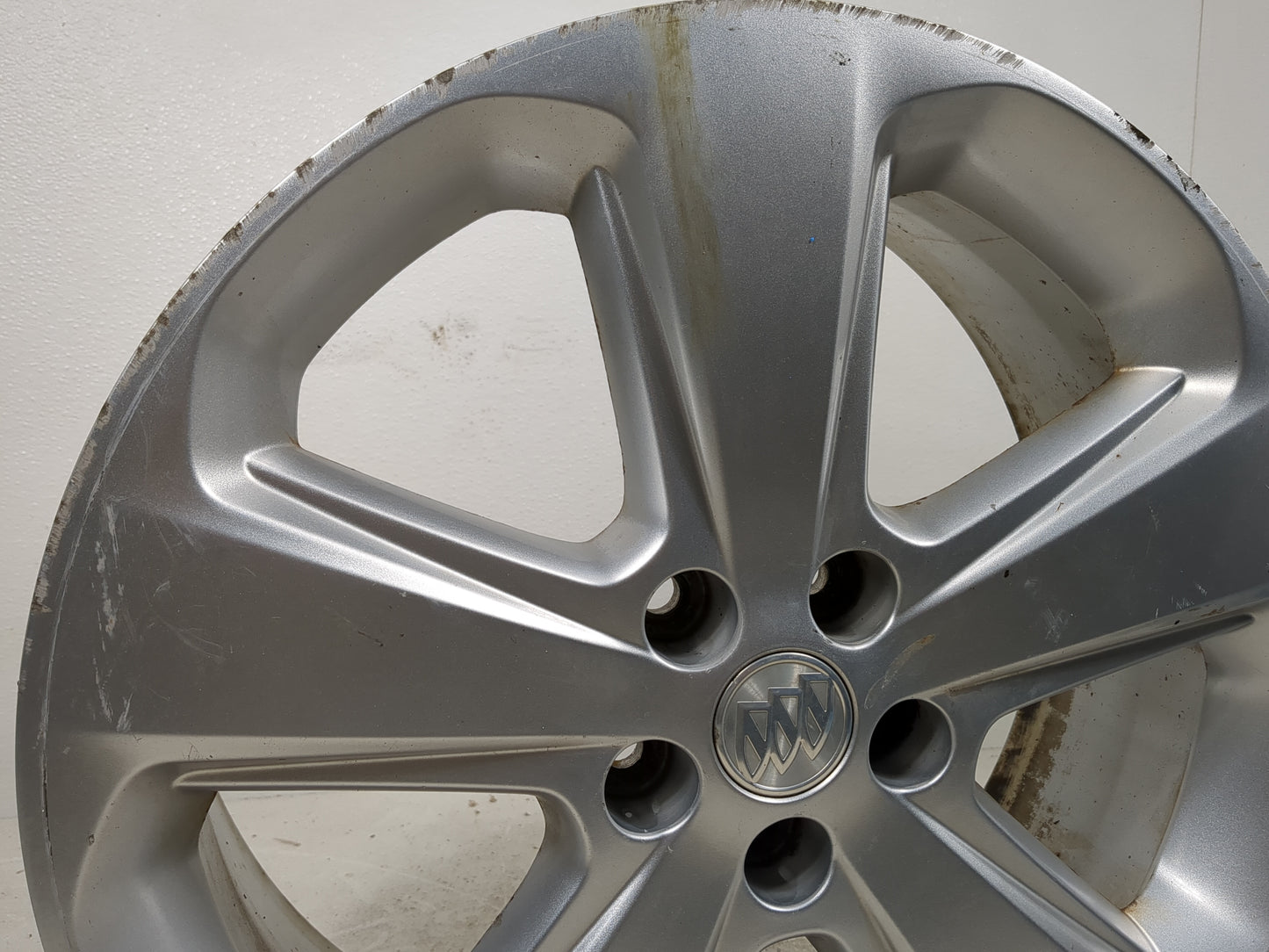 2015 Buick Encore Oem Wheel Rim - Oemusedautoparts1.com