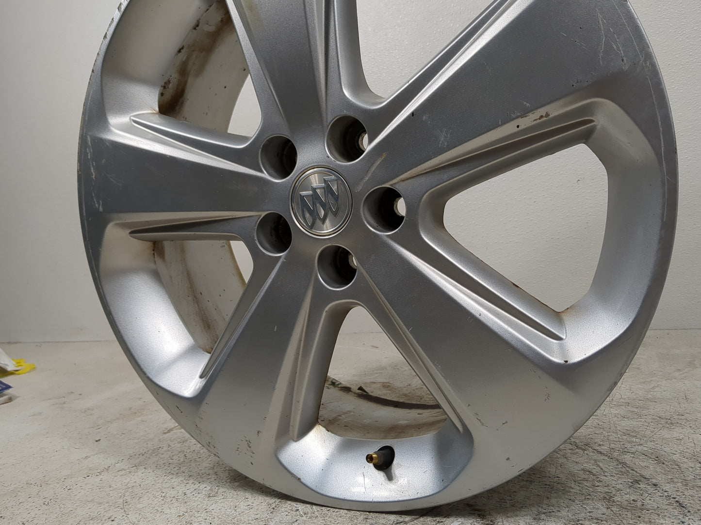 2015 Buick Encore Oem Wheel Rim - Oemusedautoparts1.com
