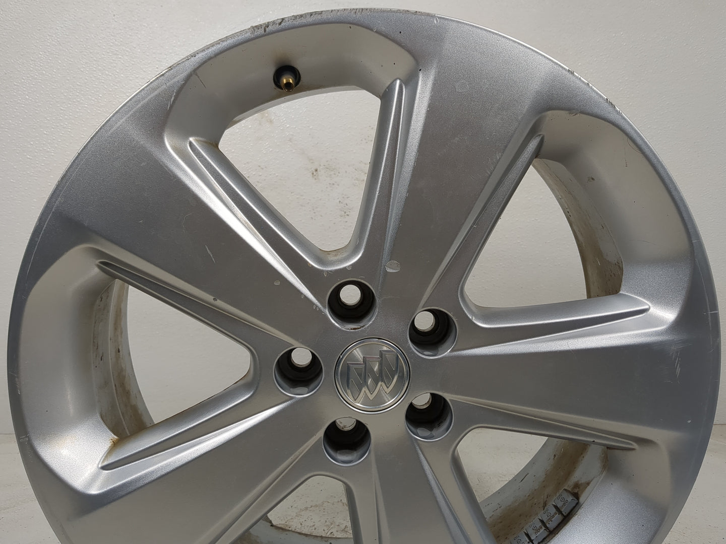 2013-2015 Buick Encore Oem Wheel Rim - Oemusedautoparts1.com