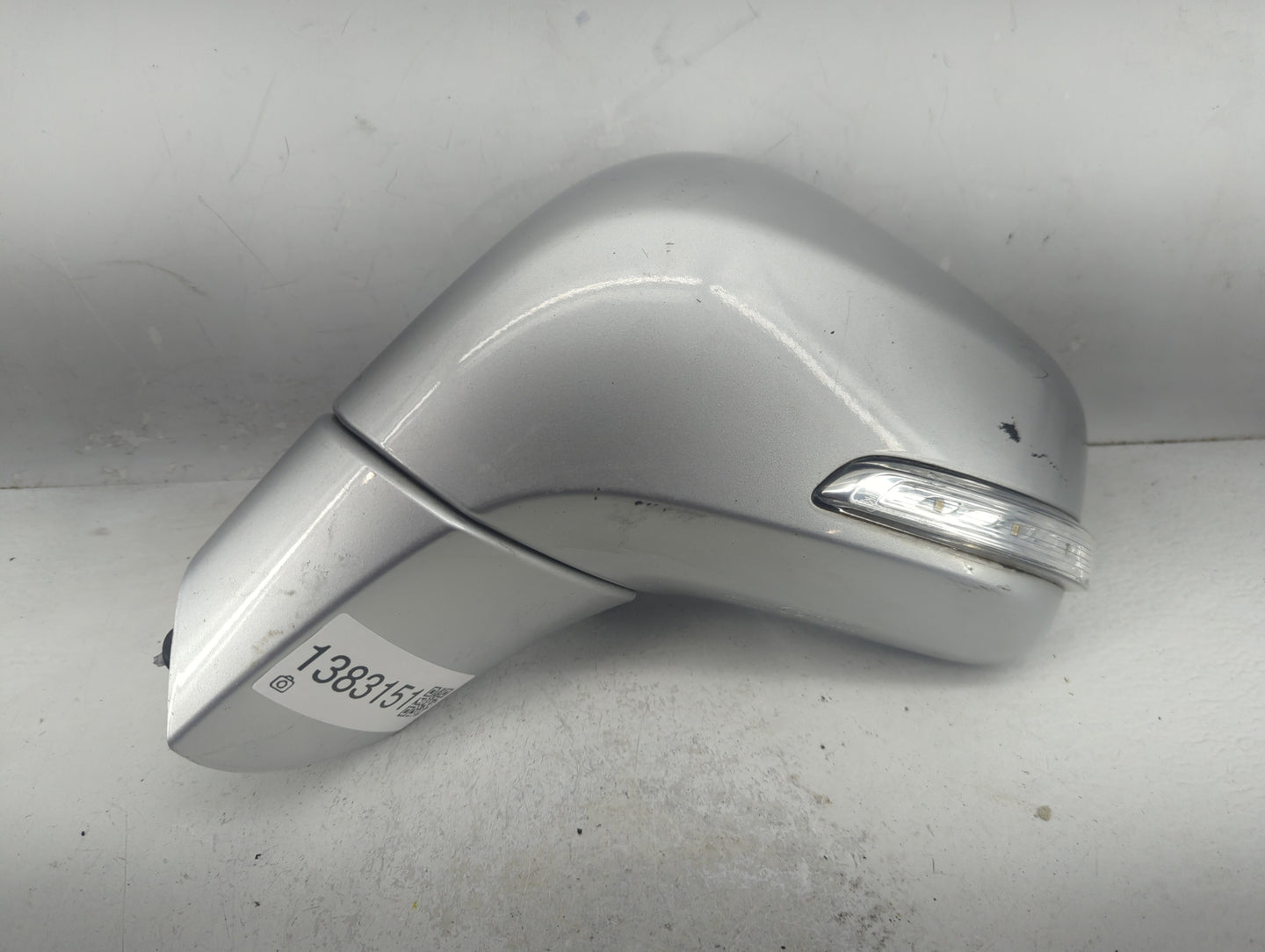 2014-2016 Buick Encore Driver Side View Mirror - Left Door Mirror OEM Used - Oemusedautoparts1.com