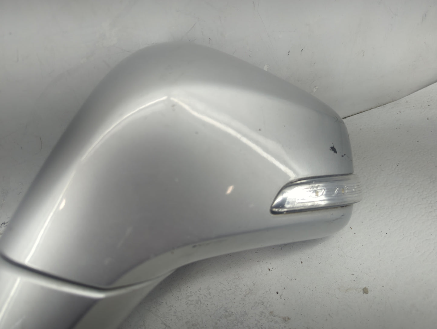 2014-2016 Buick Encore Driver Side View Mirror - Left Door Mirror OEM Used - Oemusedautoparts1.com