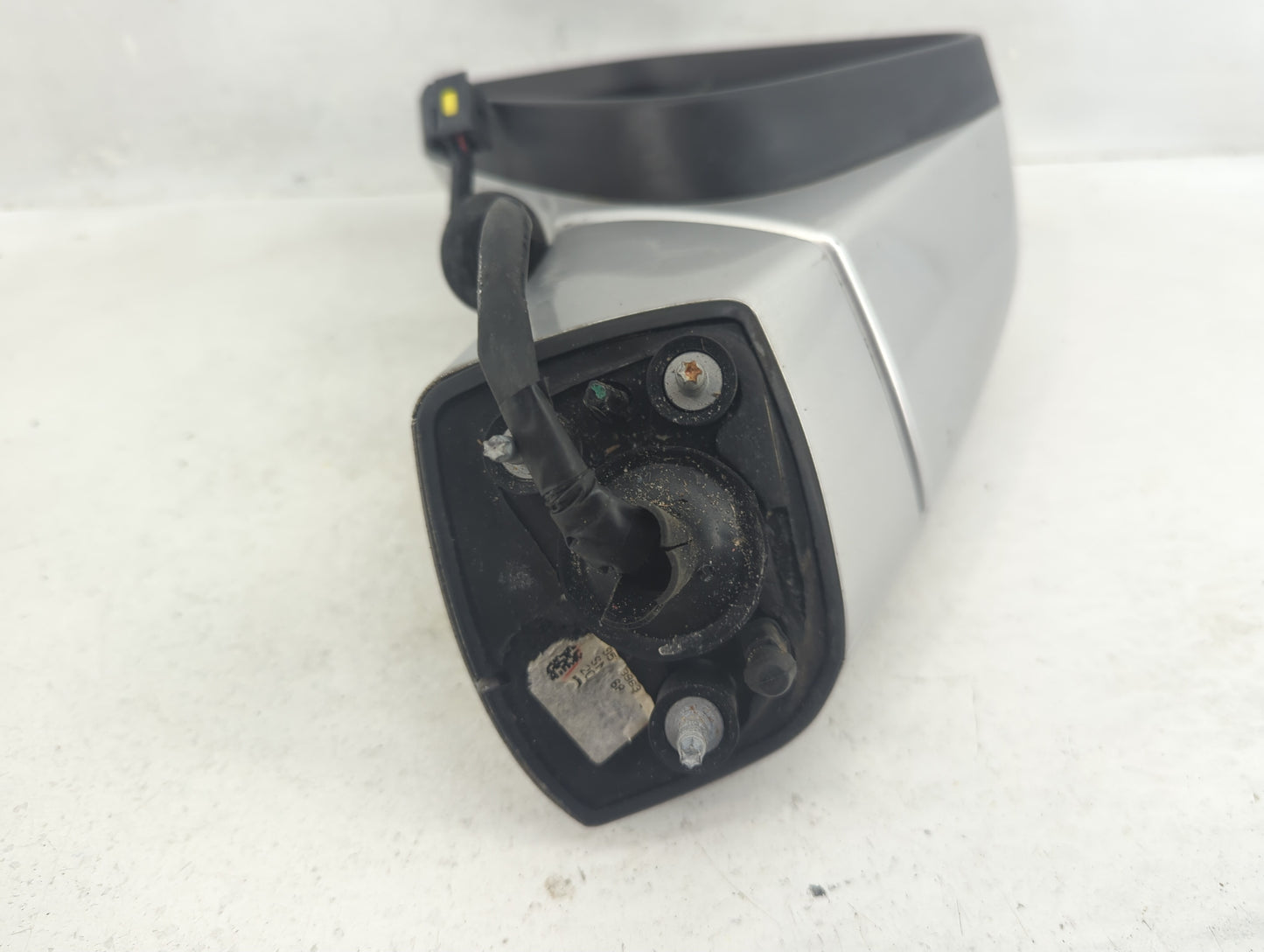 2014-2016 Buick Encore Driver Side View Mirror - Left Door Mirror OEM Used - Oemusedautoparts1.com
