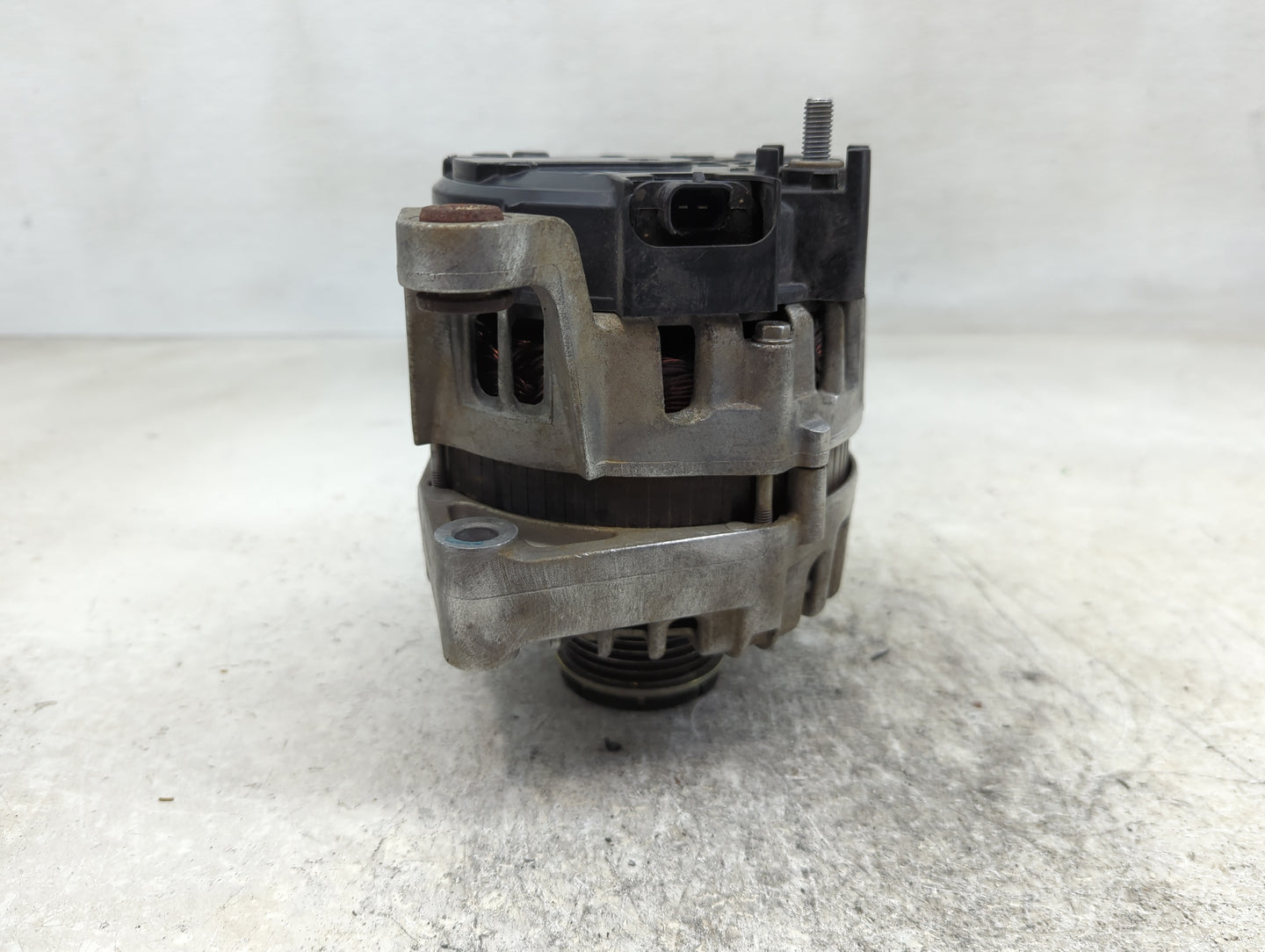 2013-2021 Buick Encore Alternator Replacement Generator Charging Assembly Engine OEM P/N:2619573 A 13588289 Fits OEM Used Au