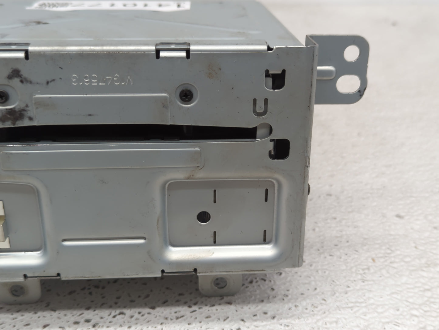 2015-2016 Buick Encore Radio AM FM Cd Player Receiver Replacement P/N:23497398 Fits Fits 2015 2016 2017 2019 OEM Used Auto P