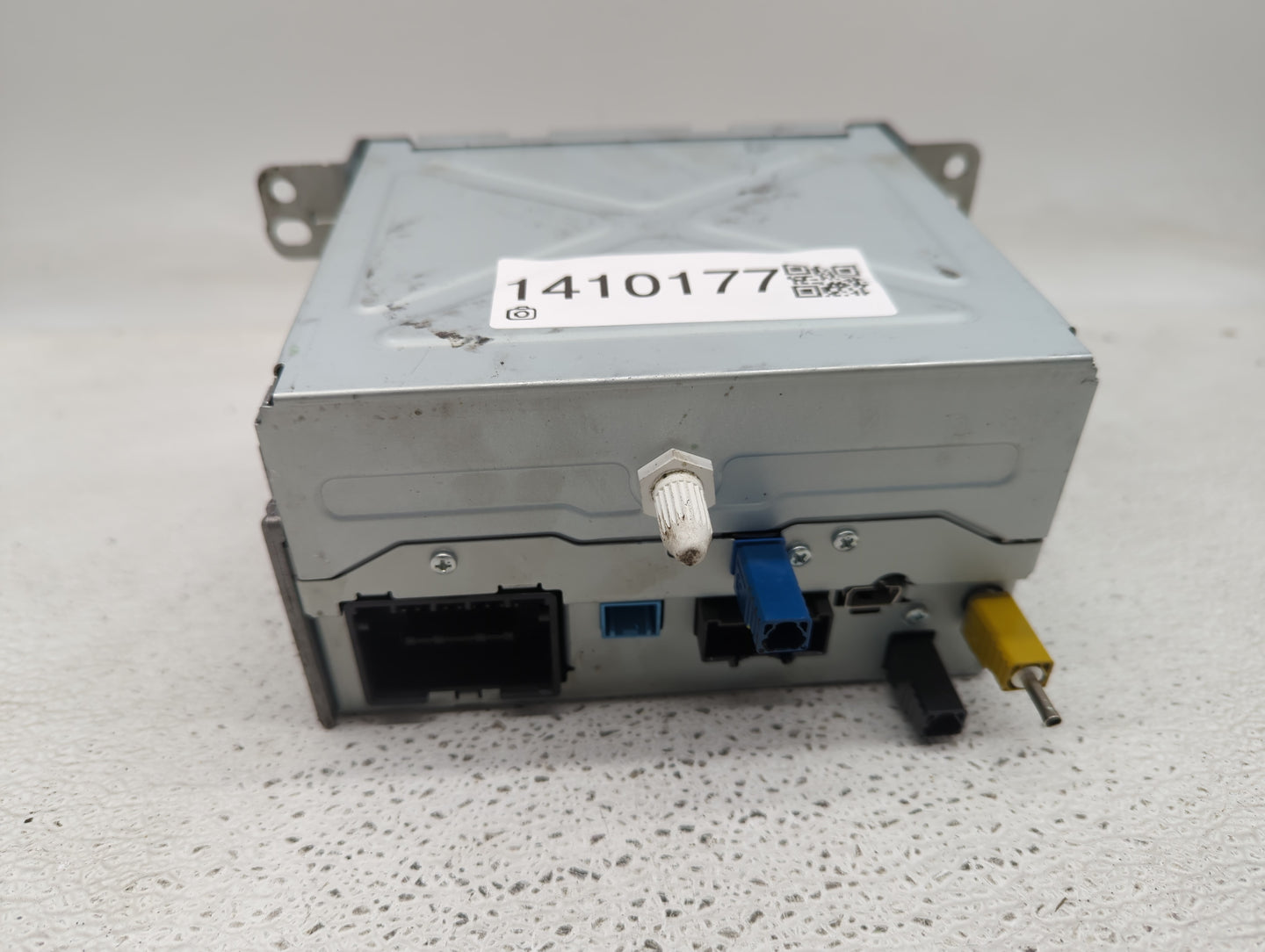 2015-2016 Buick Encore Radio AM FM Cd Player Receiver Replacement P/N:23497398 Fits Fits 2015 2016 2017 2019 OEM Used Auto P