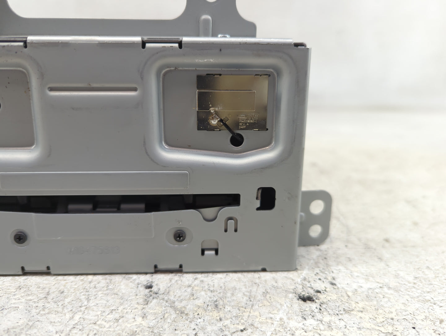 2015-2016 Buick Encore Radio AM FM Cd Player Receiver Replacement P/N:23495273 Fits Fits 2014 2015 2016 2017 OEM Used Auto P