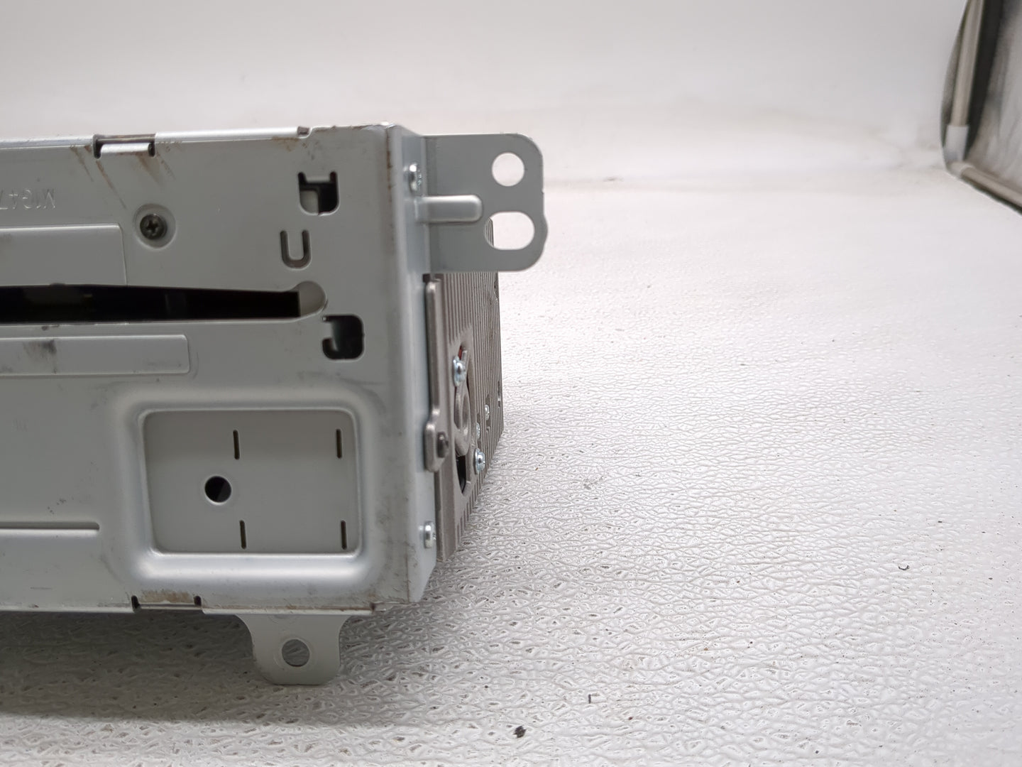 2015-2016 Buick Encore Radio AM FM Cd Player Receiver Replacement P/N:23495273 Fits Fits 2015 2016 2017 2019 OEM Used Auto P