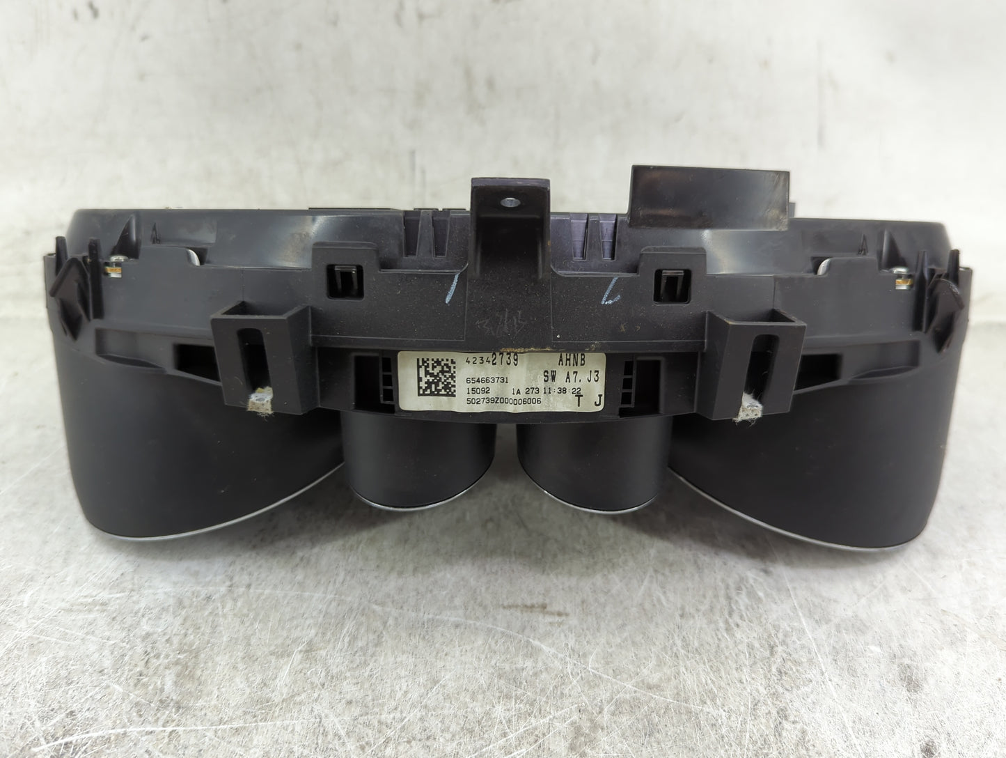 2015 Buick Encore Instrument Cluster Speedometer Gauges P/N:42342739 654663731 Fits OEM Used Auto Parts - Oemusedautoparts1.