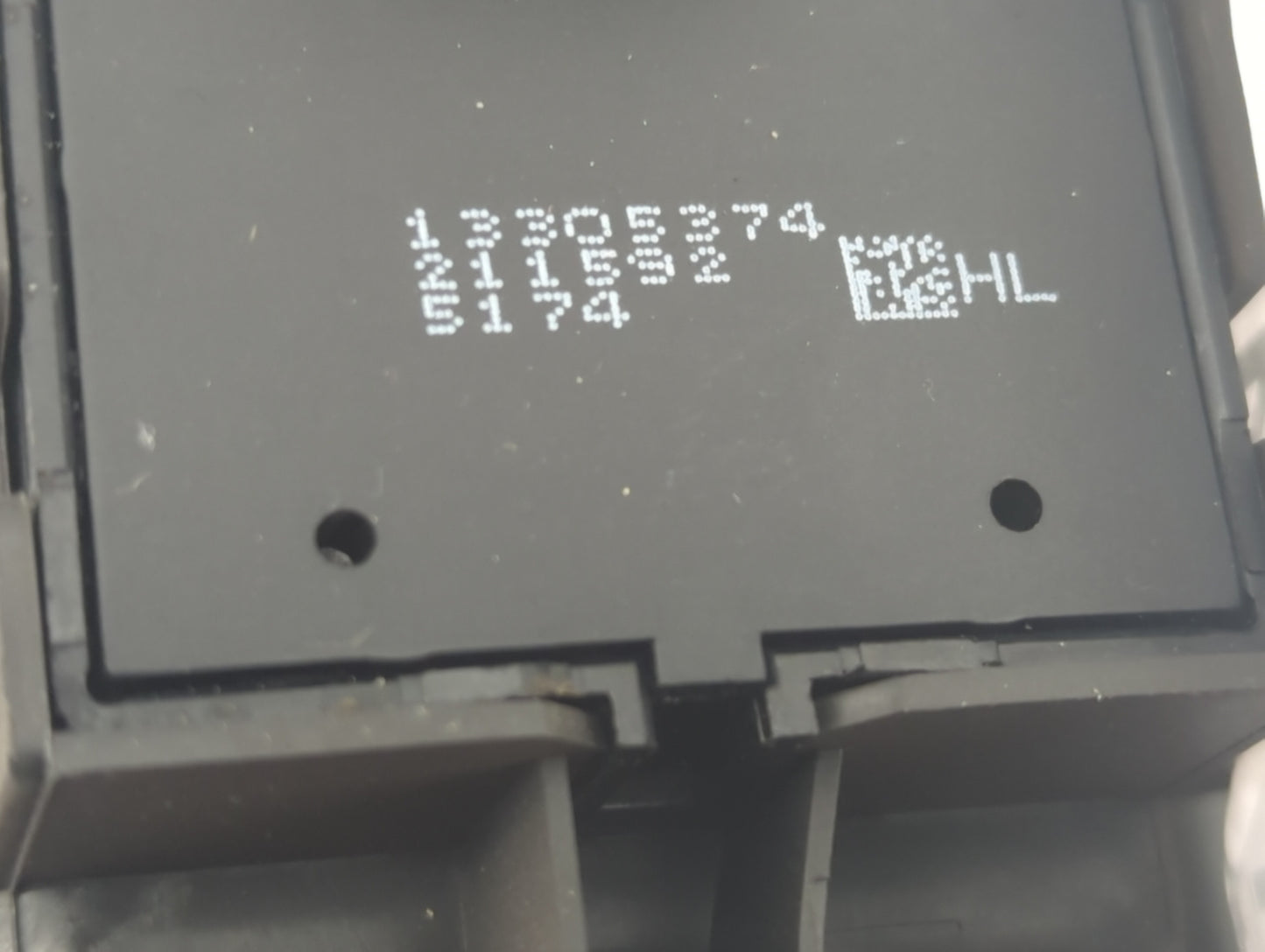 2015 Buick Encore Master Power Window Switch Replacement Driver Side Left P/N:13305374 21155274, 5174 Fits Fits 2016 2017 OE