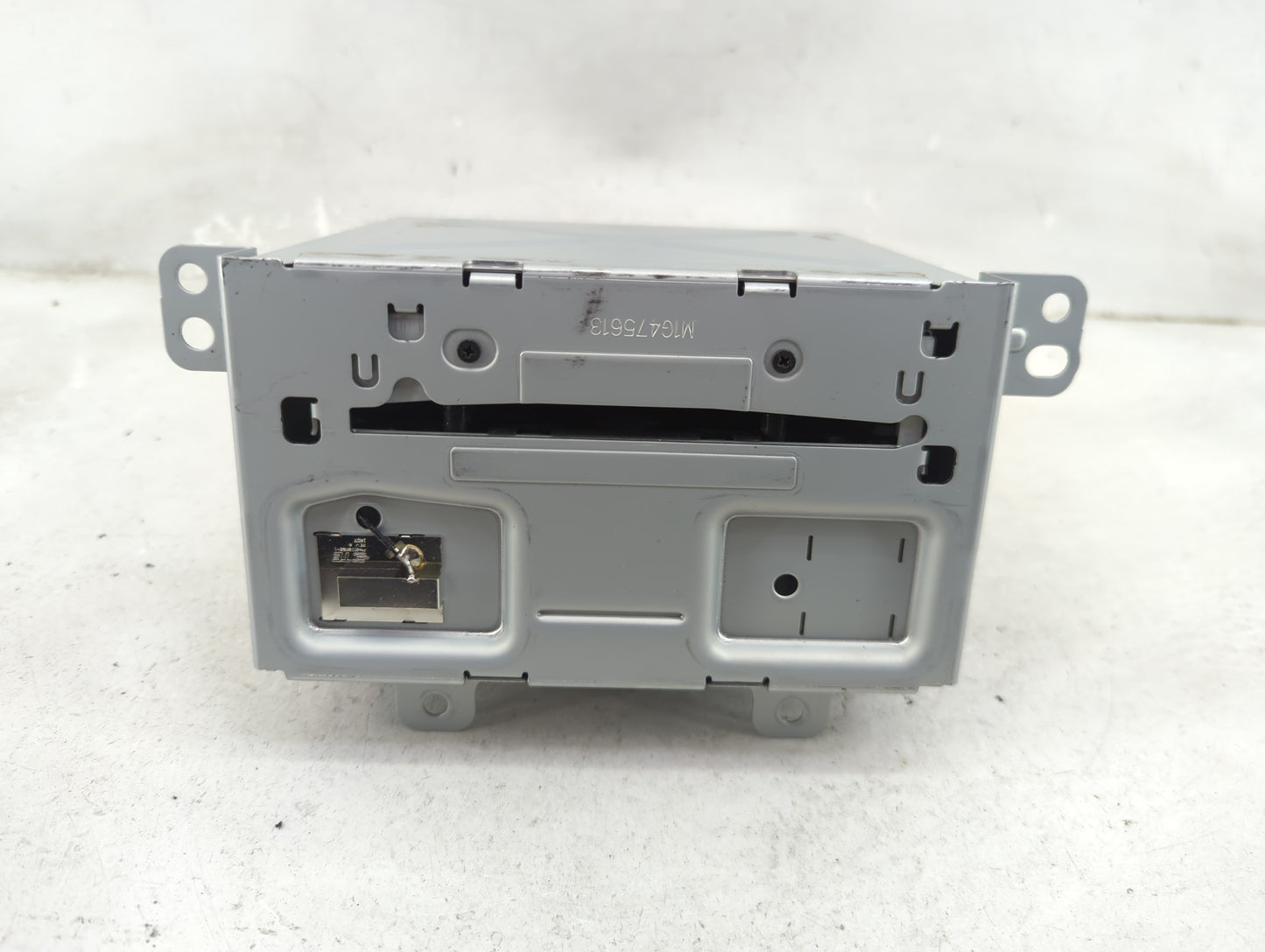 2015-2016 Buick Encore Radio AM FM Cd Player Receiver Replacement P/N:23495273 GA-130-COLR-NT Fits Fits 2014 2015 2016 2017 