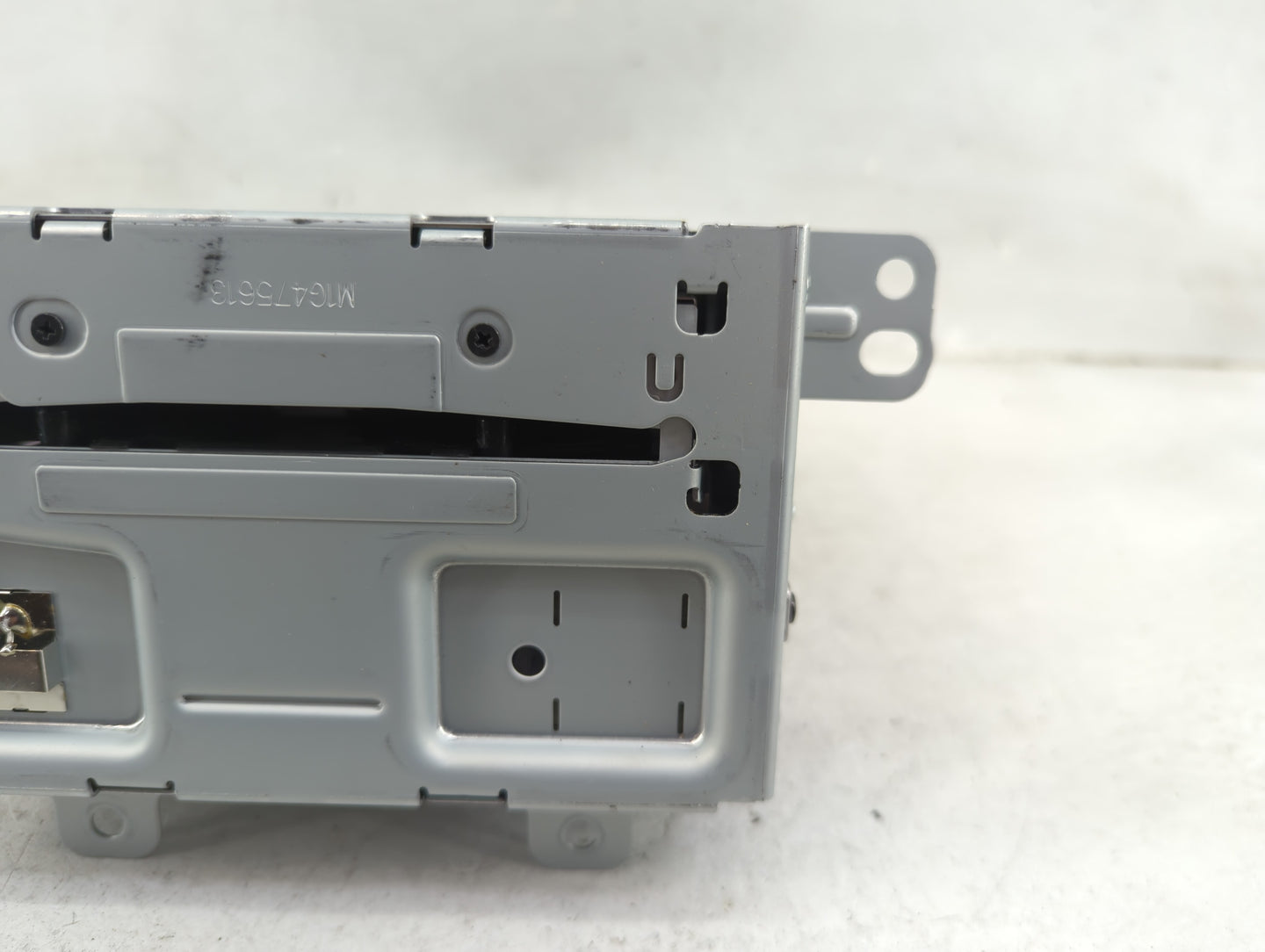 2015-2016 Buick Encore Radio AM FM Cd Player Receiver Replacement P/N:23495273 GA-130-COLR-NT Fits Fits 2014 2015 2016 2017 