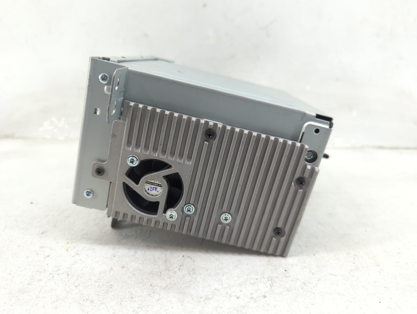 2015-2016 Buick Encore Radio AM FM Cd Player Receiver Replacement P/N:23497398 M1G475613 Fits Fits 2015 2016 2017 2019 OEM U