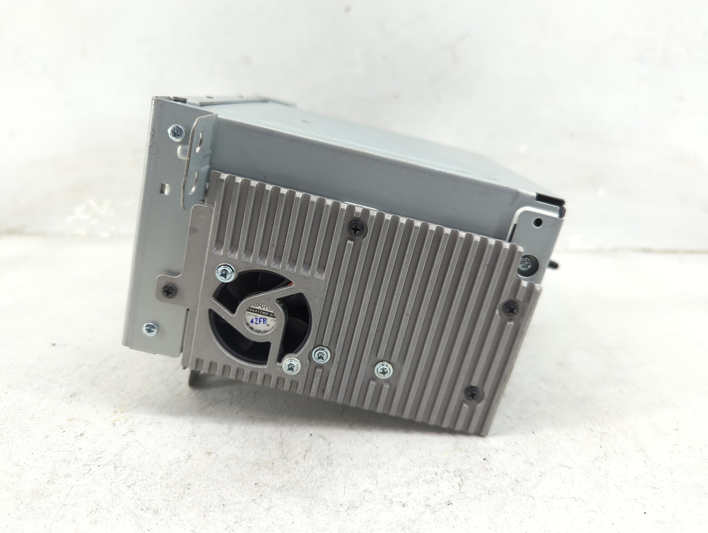 2015-2016 Buick Encore Radio AM FM Cd Player Receiver Replacement P/N:23497398 M1G475613 Fits Fits 2015 2016 2017 2019 OEM U