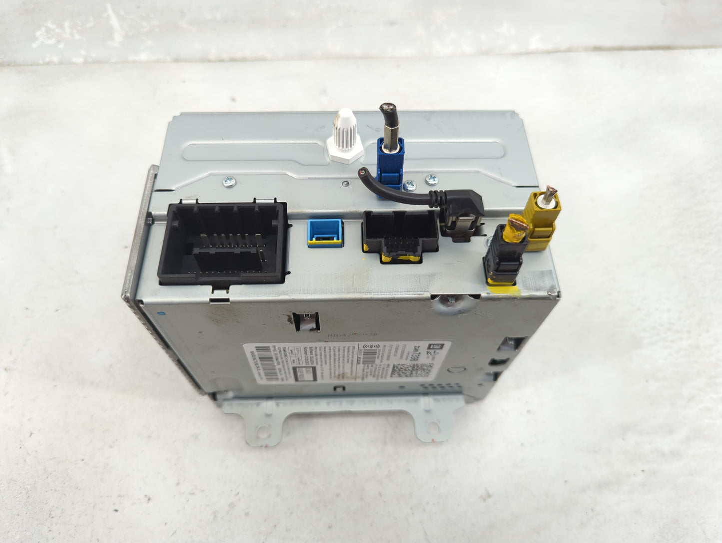 2015-2016 Buick Encore Radio AM FM Cd Player Receiver Replacement P/N:23497398 M1G475613 Fits Fits 2015 2016 2017 2019 OEM U