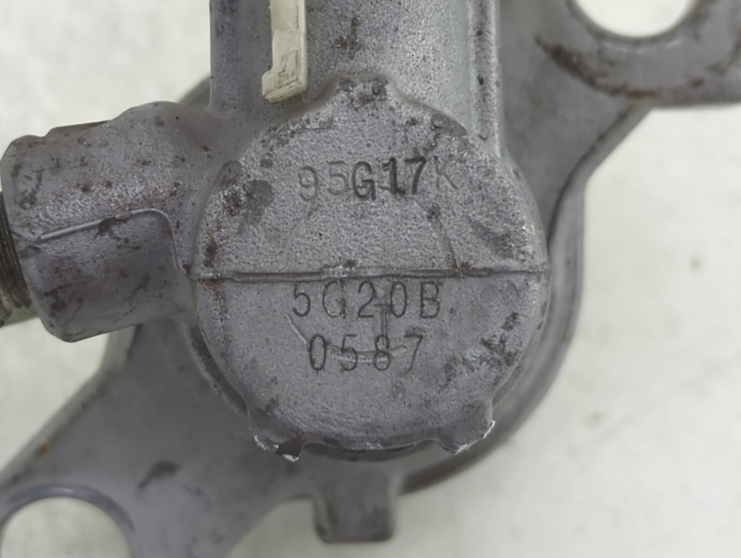 2013-2021 Buick Encore Brake Master Cylinder 1490290 - Oemusedautoparts1.com