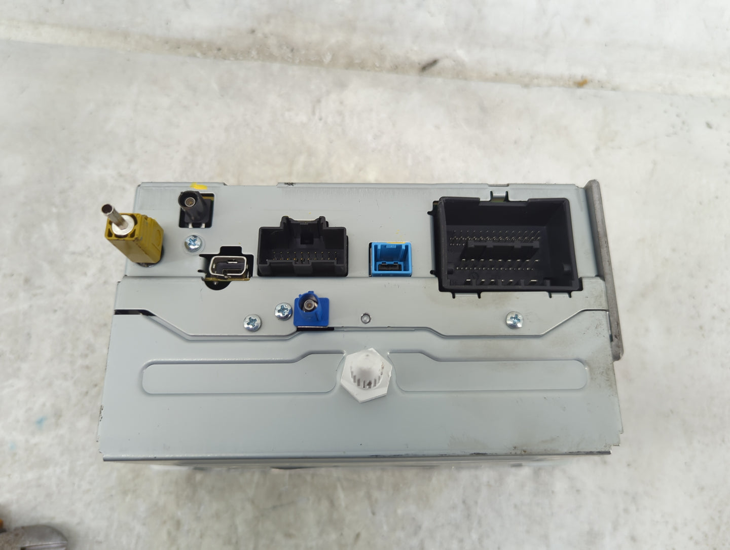 2015-2016 Buick Encore Radio AM FM Cd Player Receiver Replacement P/N:23477341 GA-130-COLR-NT Fits Fits 2014 2015 2016 2017 