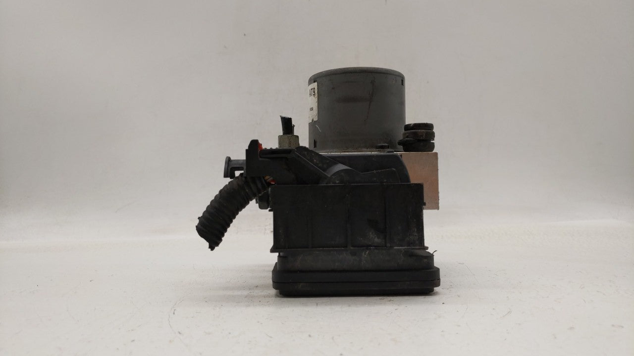 2015 Buick Encore ABS Pump Control Module Replacement P/N:94541506 688250455, 42403007 Fits OEM Used Auto Parts - Oemusedaut