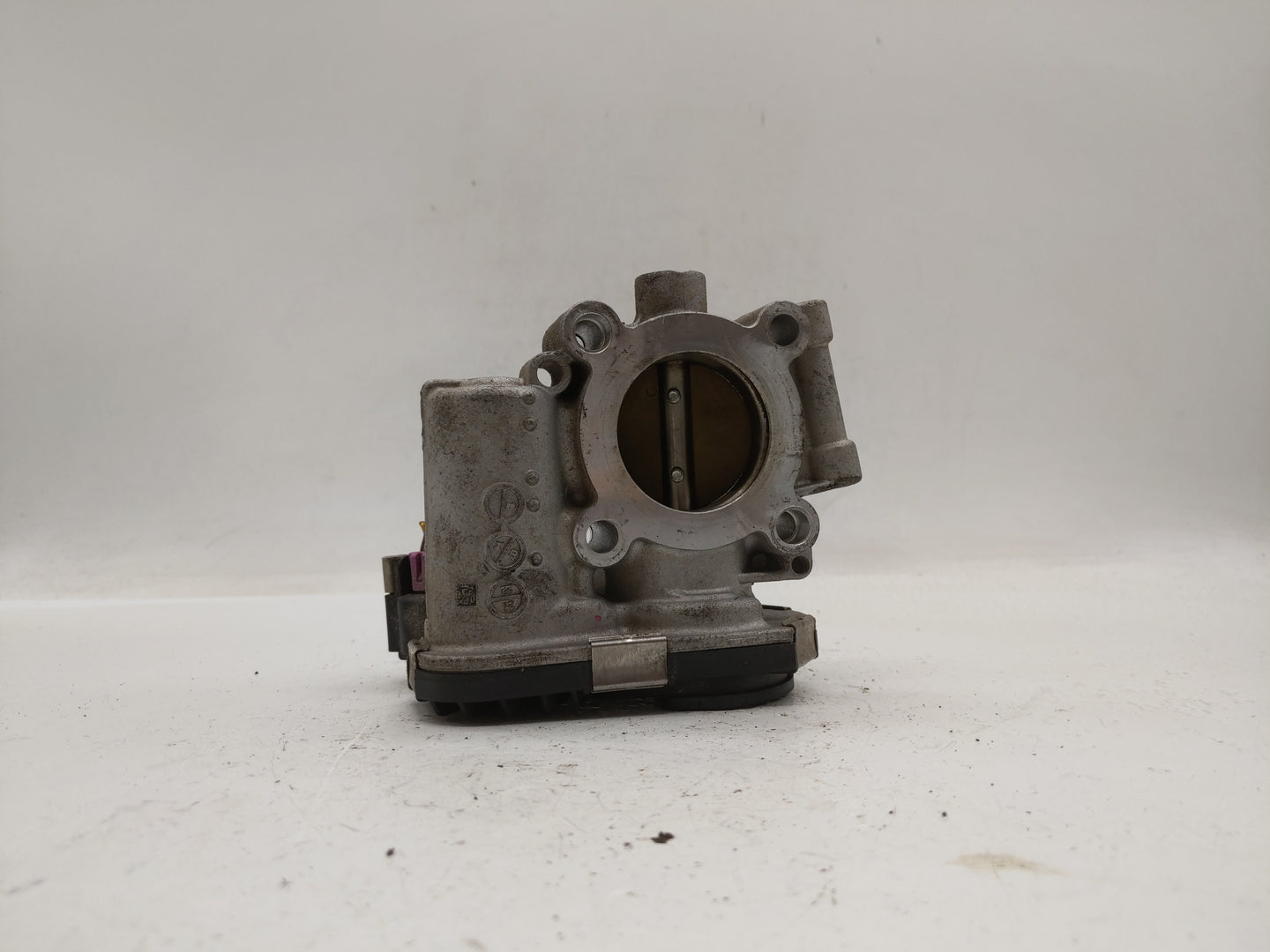 2013-2019 Buick Encore Throttle Body P/N:55565489 12644239AA, 55581662 Fits Fits 2011 2012 2013 2014 2015 2016 2017 2018 201