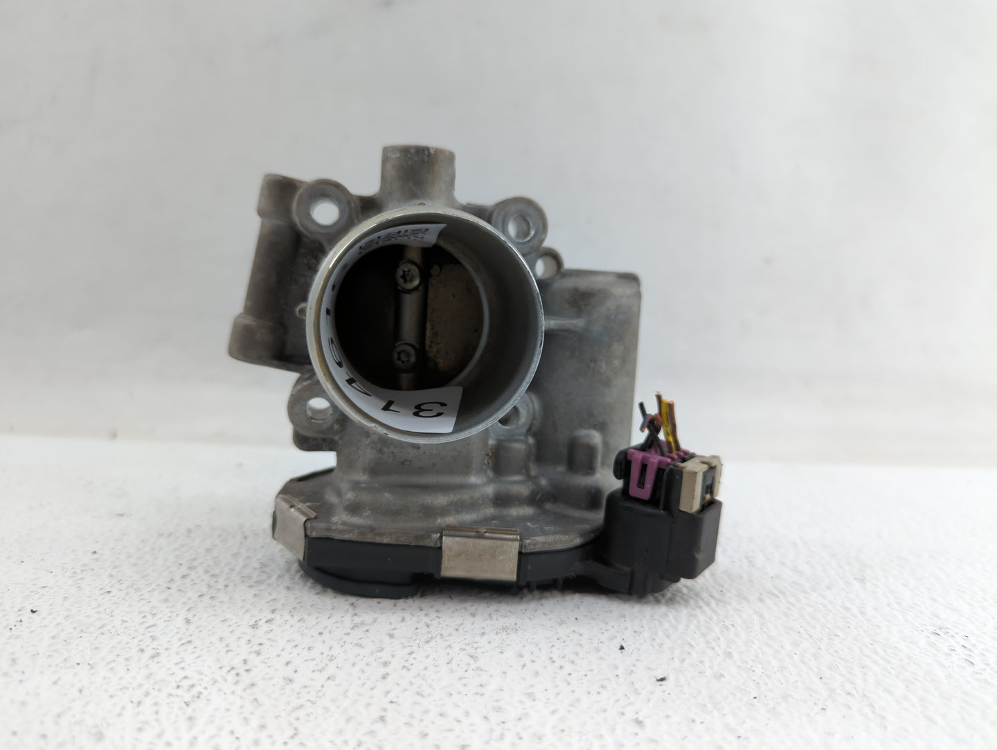 2013-2019 Buick Encore Throttle Body P/N:55565489 55581662 Fits Fits 2011 2012 2013 2014 2015 2016 2017 2018 2019 OEM Used A