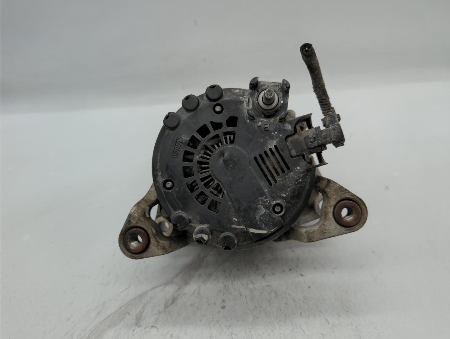 2013-2019 Buick Encore Alternator Replacement Generator Charging Assembly Engine OEM P/N:13597226 13588289 Fits OEM Used Aut