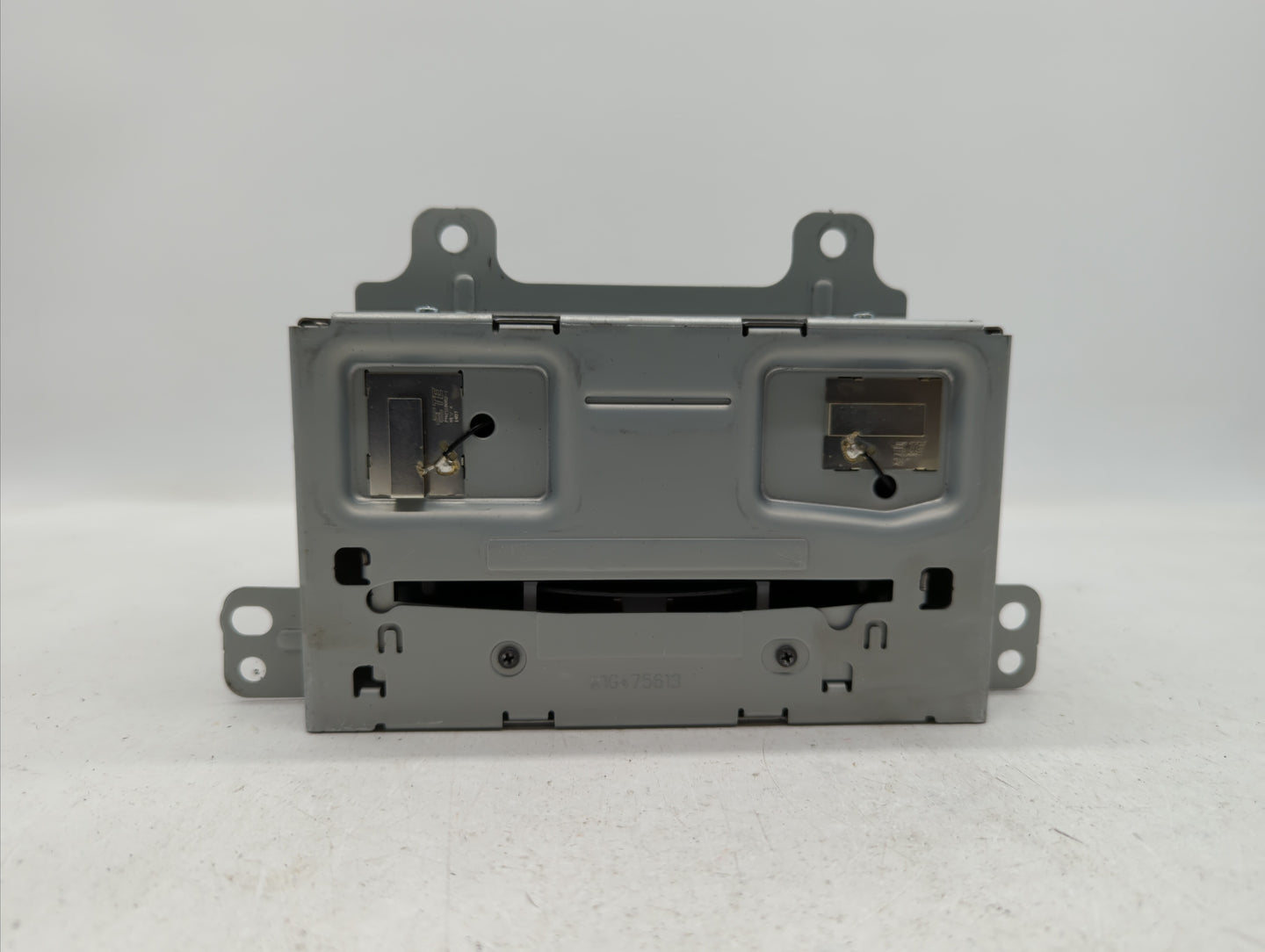 2015-2016 Buick Encore Radio AM FM Cd Player Receiver Replacement P/N:23476256 23495273, 23284452 Fits Fits 2014 2015 2016 2