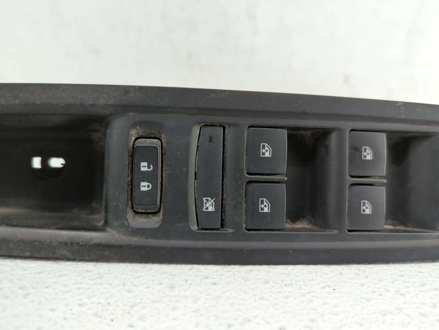2013-2016 Buick Encore Master Power Window Switch Replacement Driver Side Left P/N:BFL4B-737478 25872074 Fits OEM Used Auto 