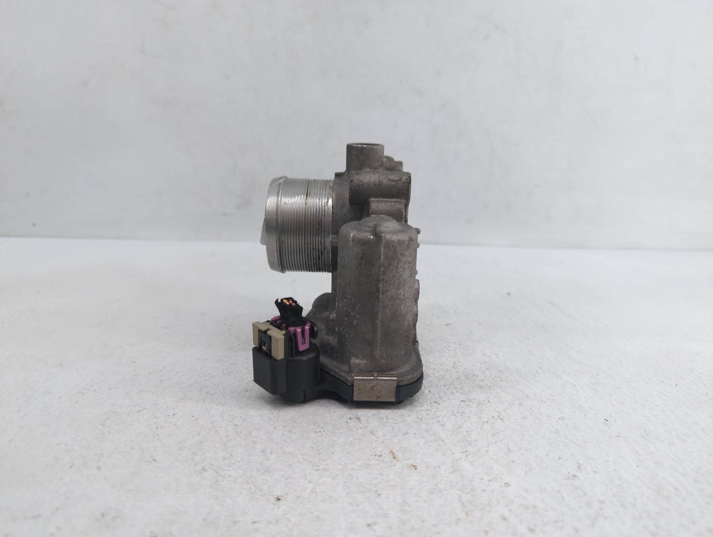 2013-2019 Buick Encore Throttle Body P/N:55581662 55565489, 55 565 489 Fits Fits 2011 2012 2013 2014 2015 2016 2017 2018 201