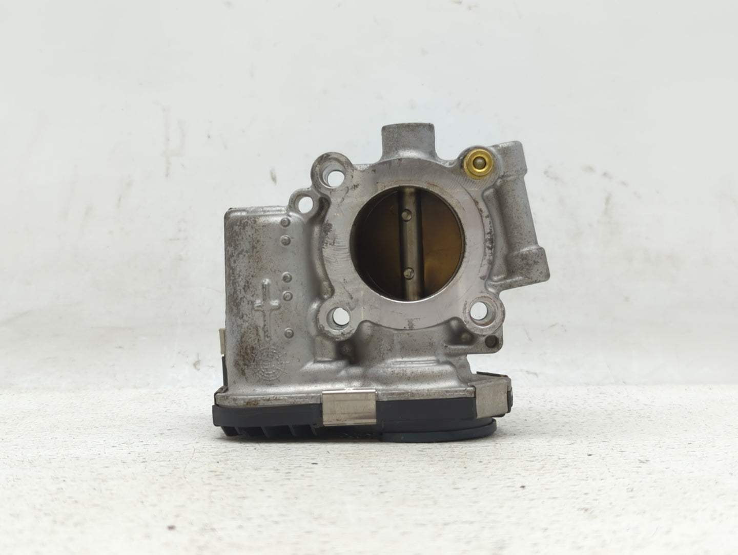 2013-2019 Buick Encore Throttle Body P/N:55581662 55565489, 55 565 489 Fits Fits 2011 2012 2013 2014 2015 2016 2017 2018 201