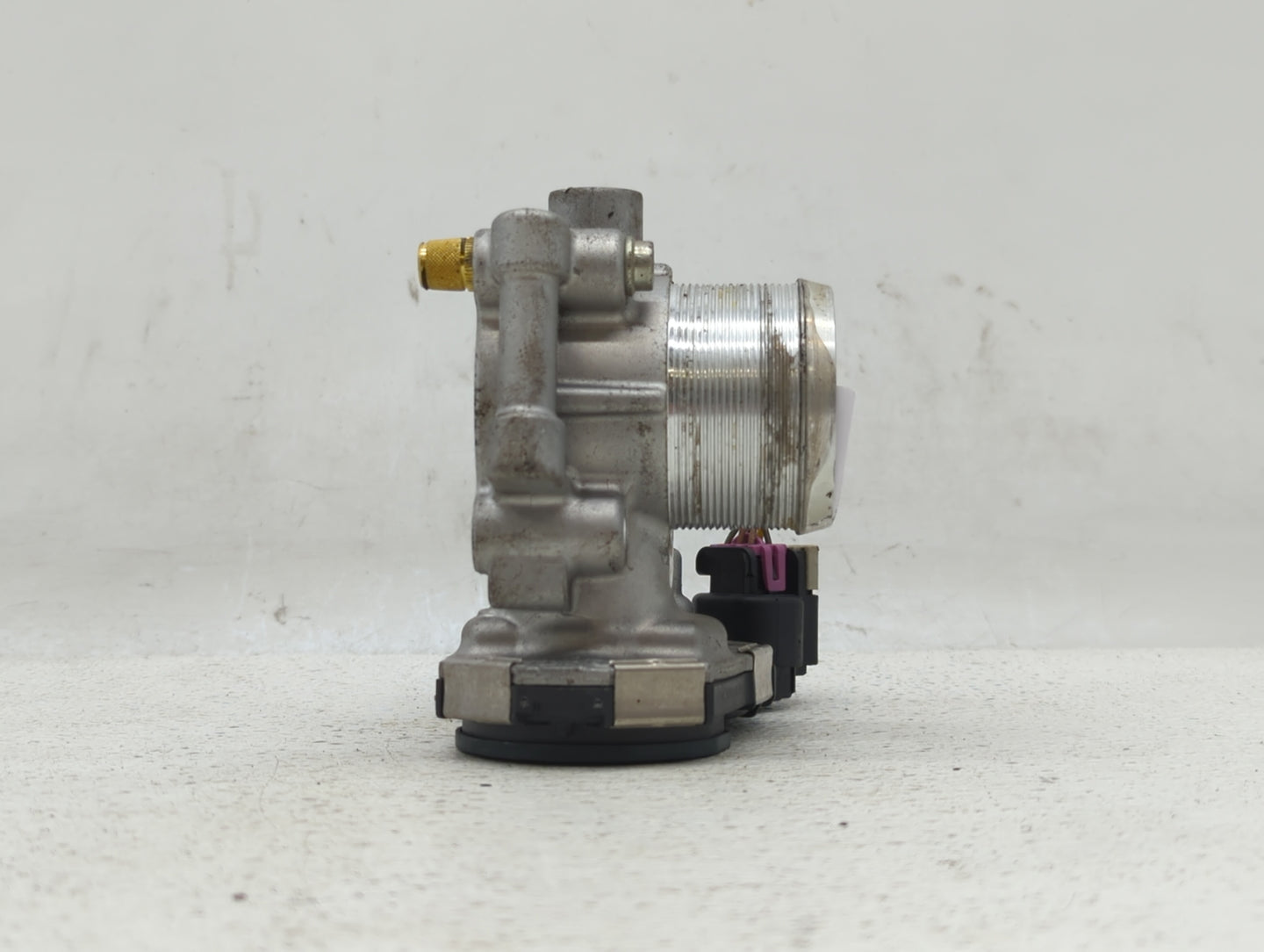 2013-2019 Buick Encore Throttle Body P/N:55581662 55565489, 55 565 489 Fits Fits 2011 2012 2013 2014 2015 2016 2017 2018 201