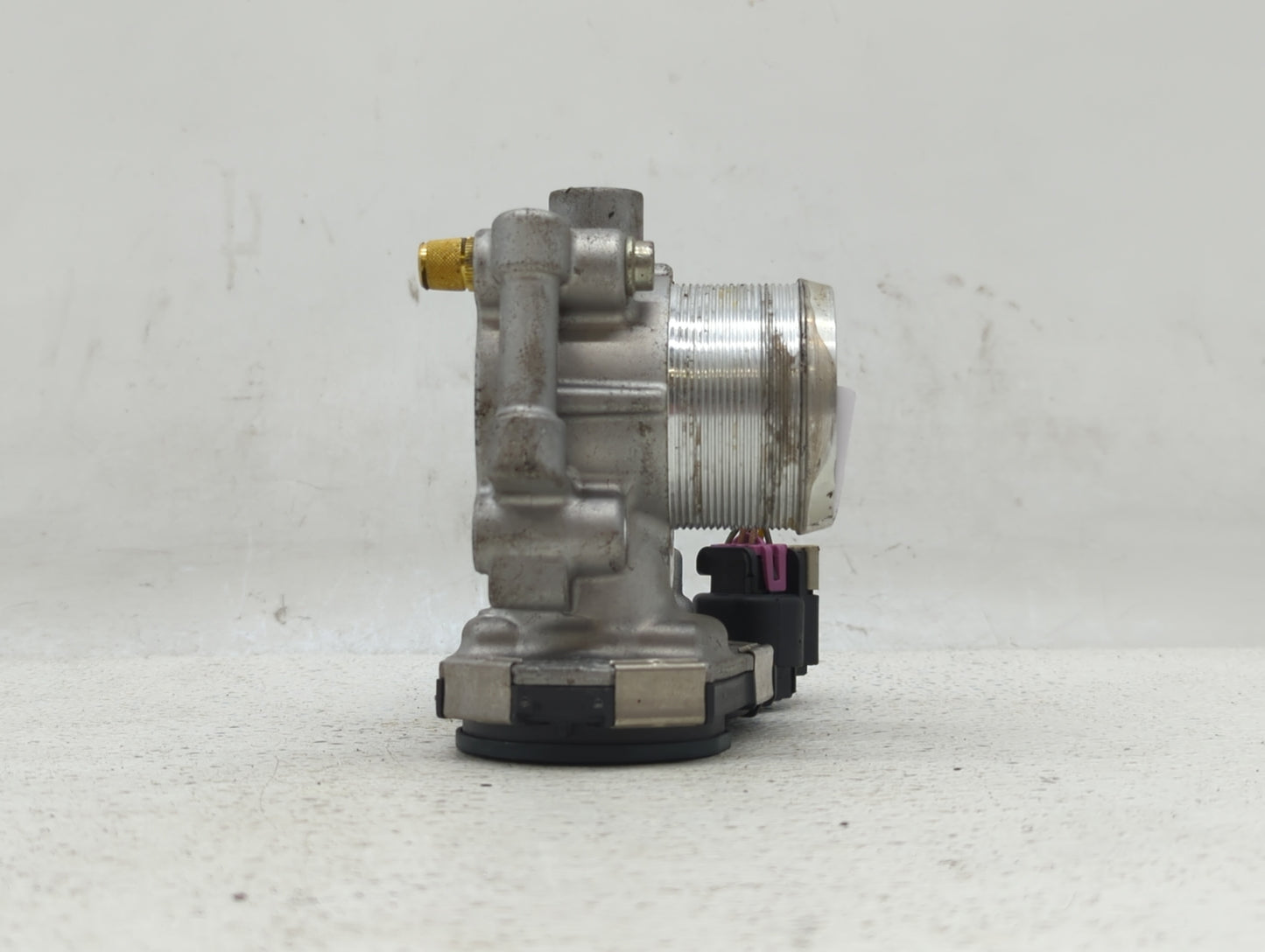 2013-2019 Buick Encore Throttle Body P/N:55581662 55565489, 55 565 489 Fits Fits 2011 2012 2013 2014 2015 2016 2017 2018 201