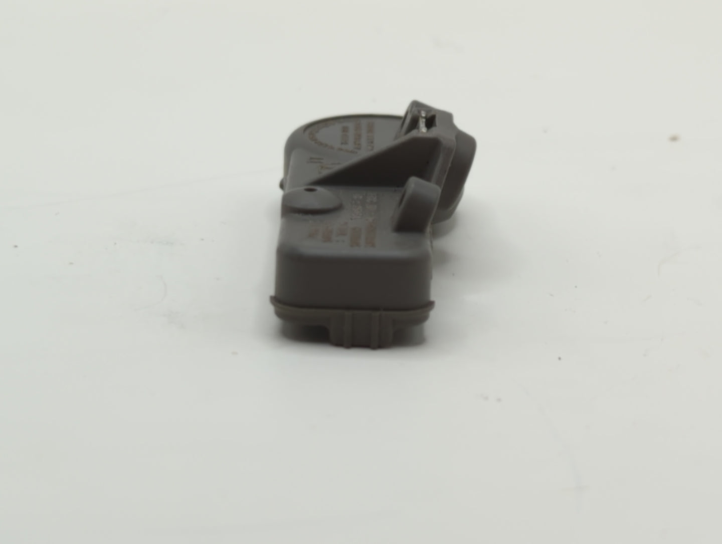2015 Buick Encore Tire Pressure Monitoring System Sensor Tpms - Oemusedautoparts1.com