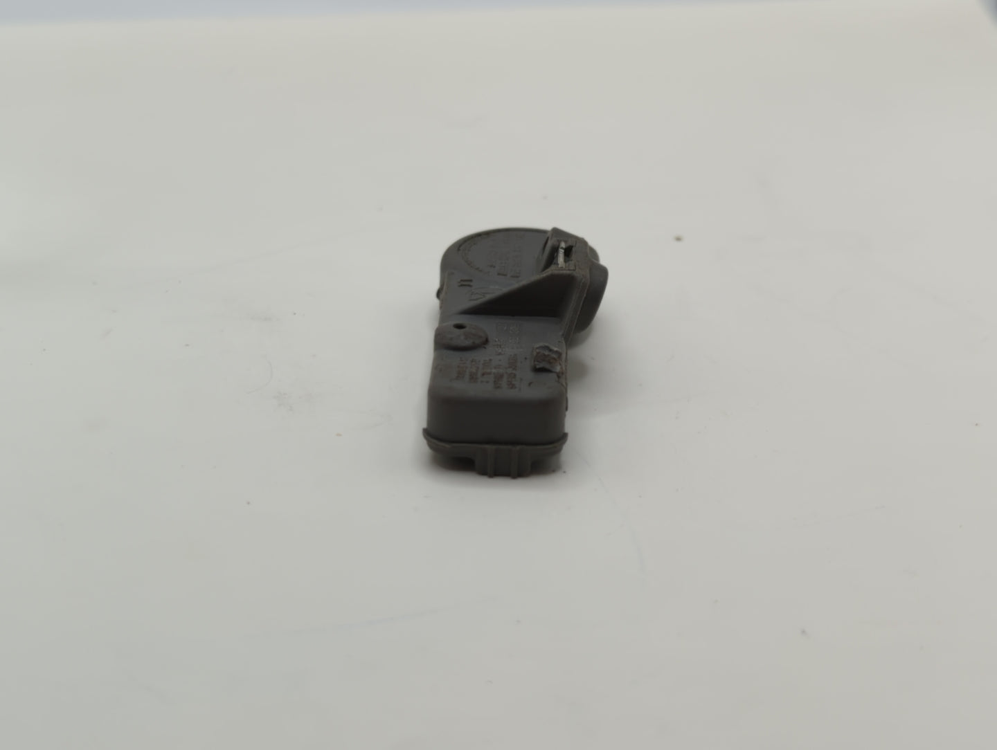 2015 Buick Encore Tire Pressure Monitoring System Sensor Tpms - Oemusedautoparts1.com