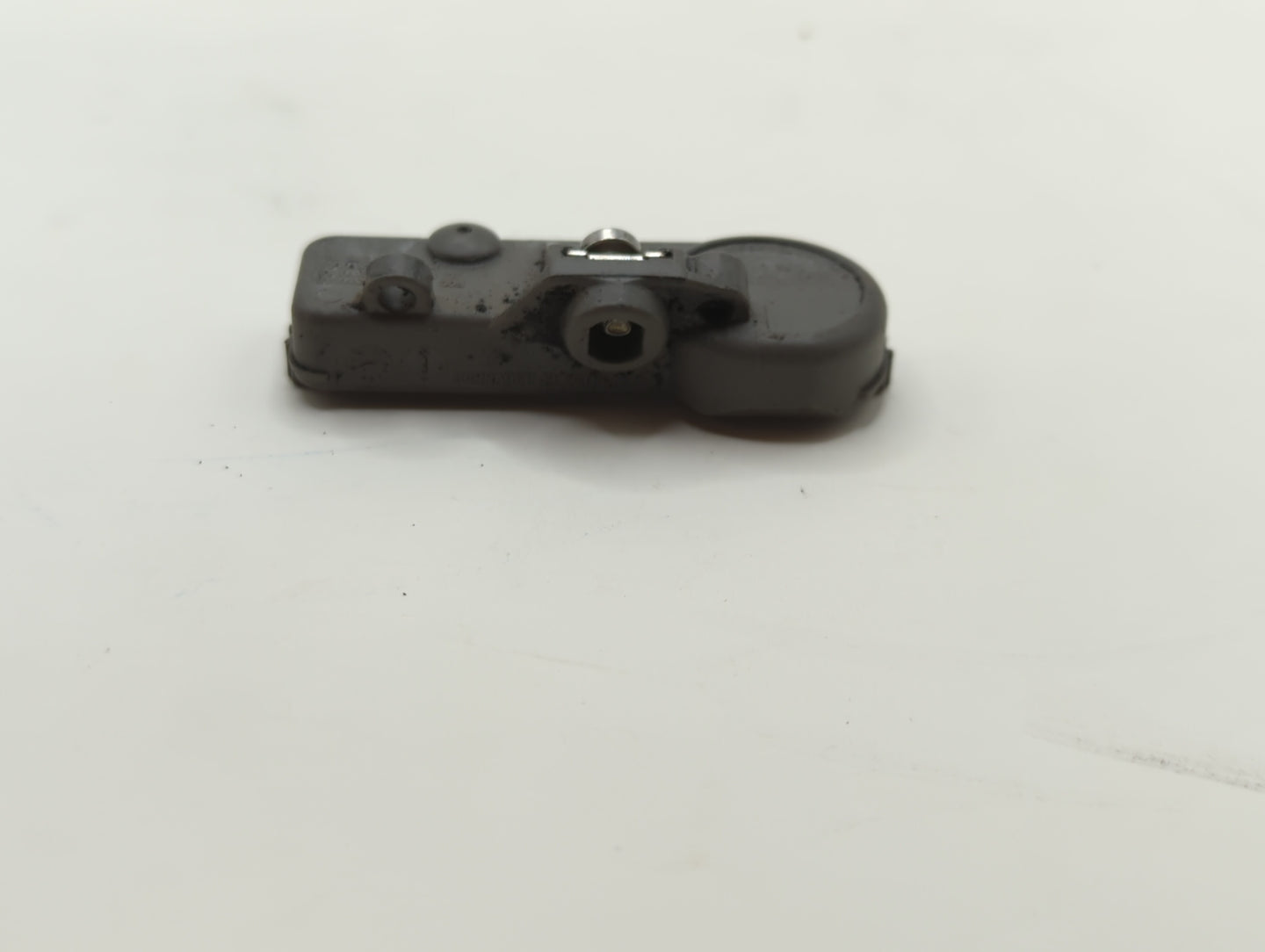 2015 Buick Encore Tire Pressure Monitoring System Sensor Tpms - Oemusedautoparts1.com