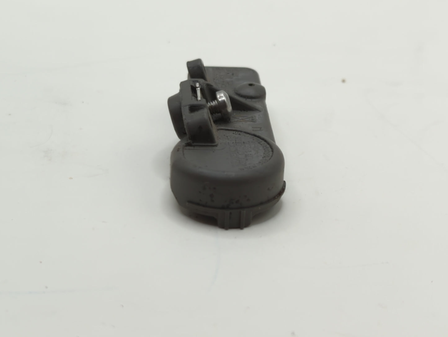 2015 Buick Encore Tire Pressure Monitoring System Sensor Tpms - Oemusedautoparts1.com