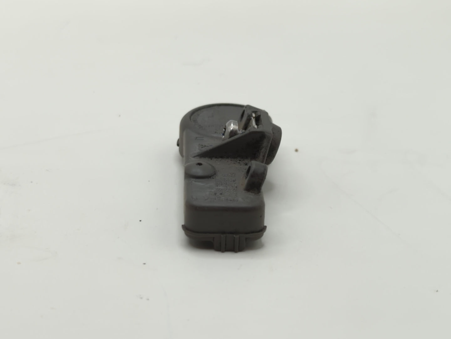 2015 Buick Encore Tire Pressure Monitoring System Sensor Tpms - Oemusedautoparts1.com