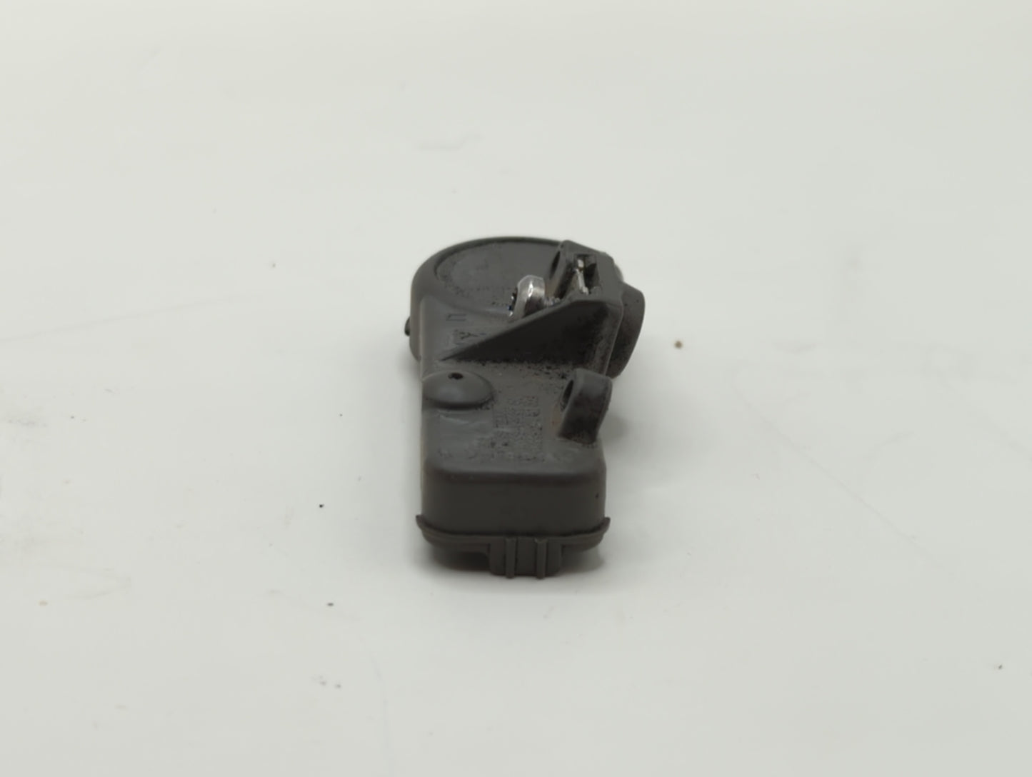 2015 Buick Encore Tire Pressure Monitoring System Sensor Tpms - Oemusedautoparts1.com