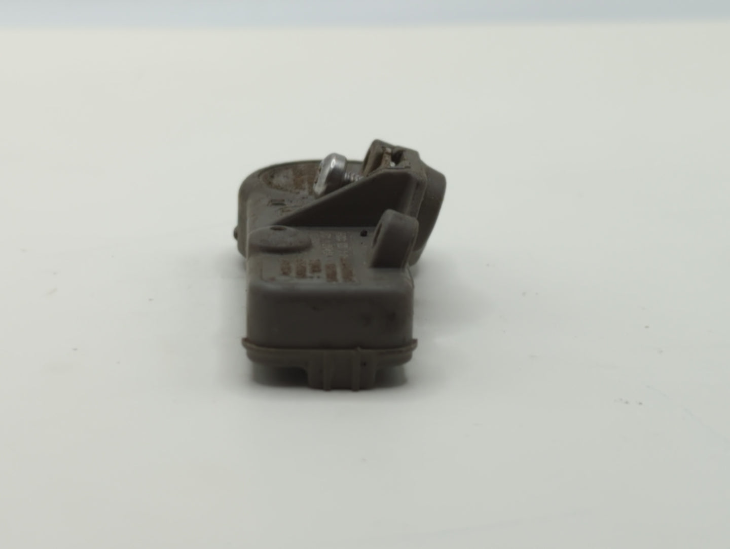 2015 Buick Encore Tire Pressure Monitoring System Sensor Tpms - Oemusedautoparts1.com