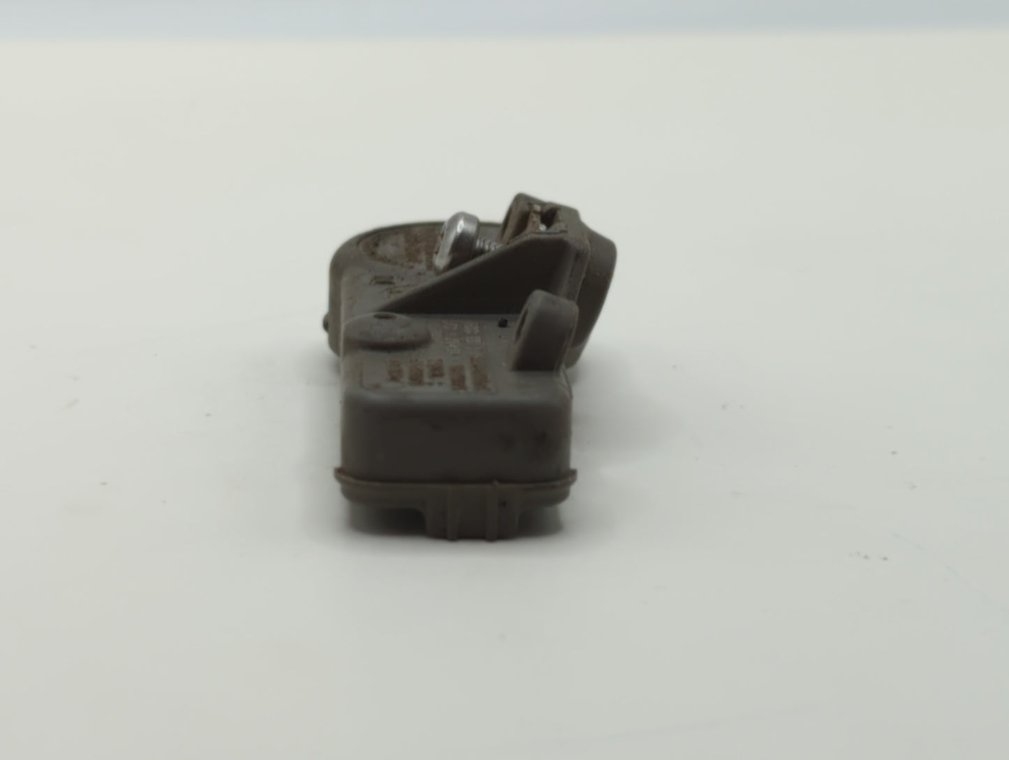 2015 Buick Encore Tire Pressure Monitoring System Sensor Tpms - Oemusedautoparts1.com