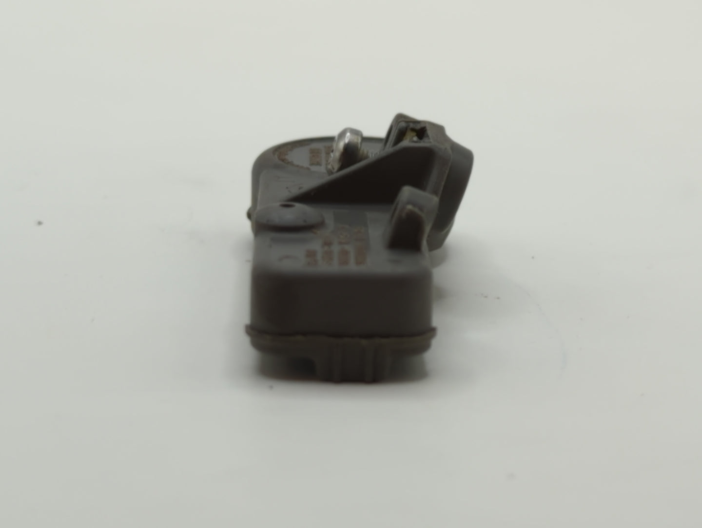 2015 Buick Encore Tire Pressure Monitoring System Sensor Tpms - Oemusedautoparts1.com