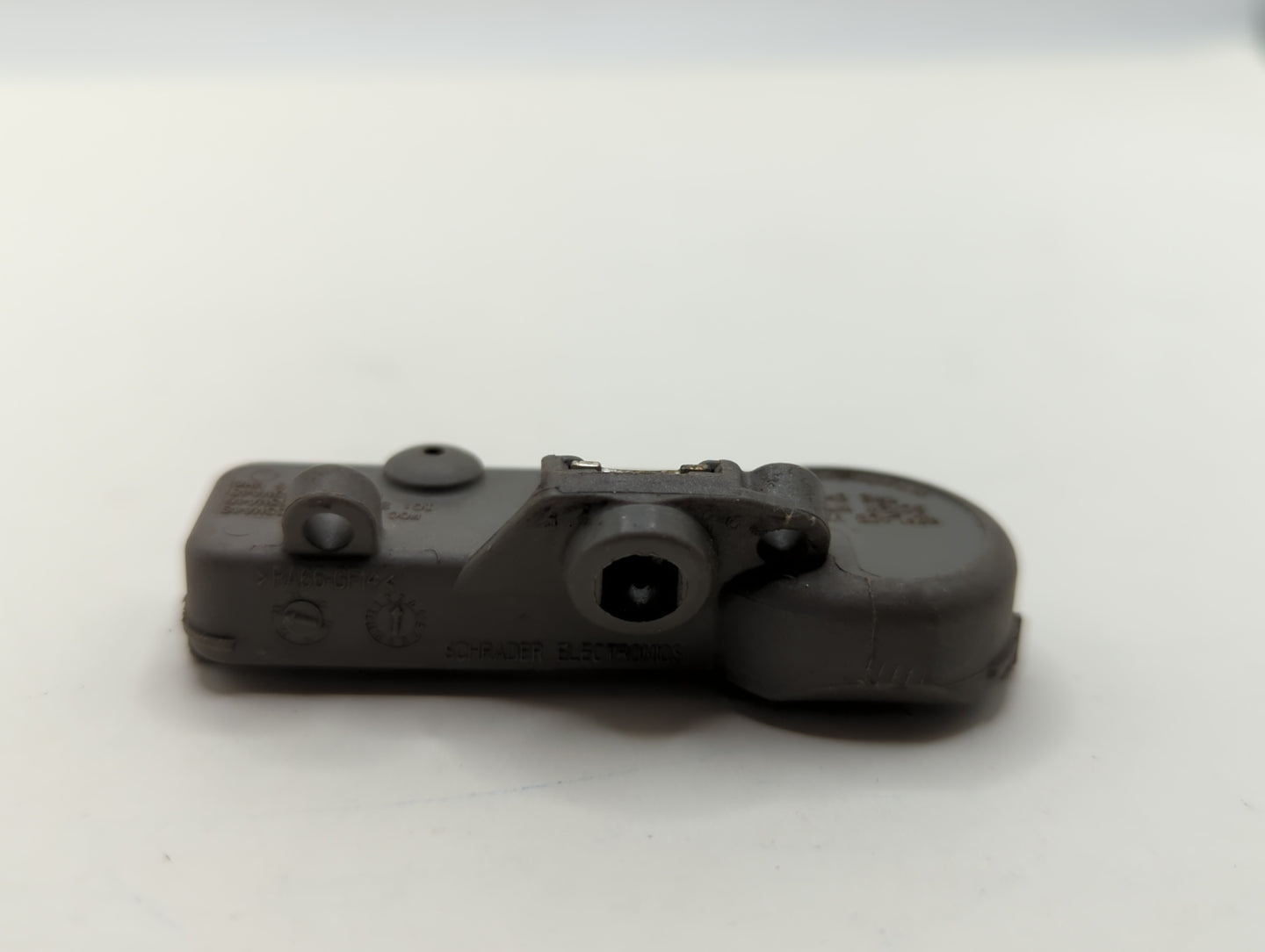 2015 Buick Encore Tire Pressure Monitoring System Sensor Tpms - Oemusedautoparts1.com