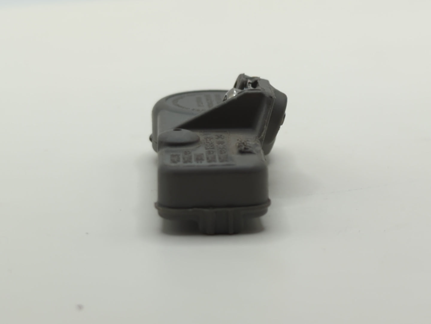 2015 Buick Encore Tire Pressure Monitoring System Sensor Tpms - Oemusedautoparts1.com