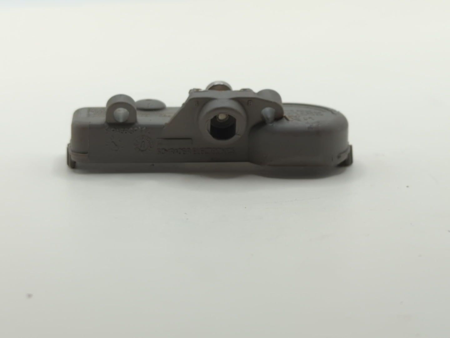 2015 Buick Encore Tire Pressure Monitoring System Sensor Tpms - Oemusedautoparts1.com