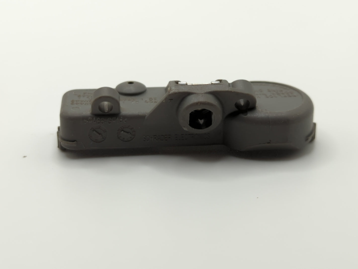 2015 Buick Encore Tire Pressure Monitoring System Sensor Tpms - Oemusedautoparts1.com
