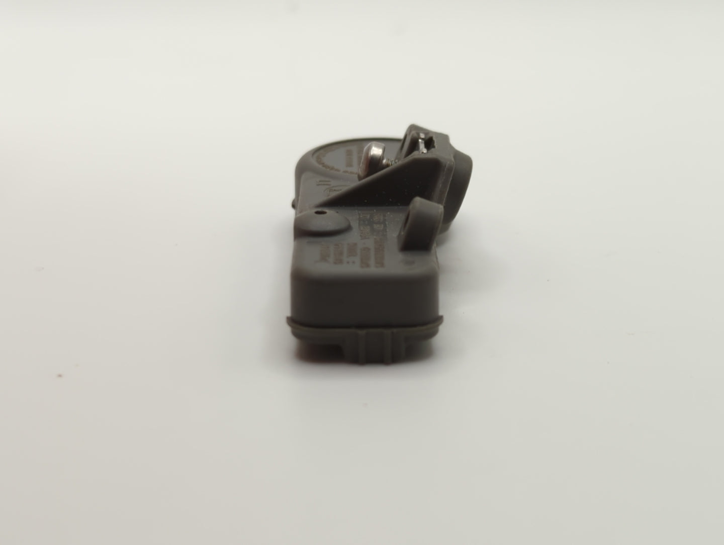 2015 Buick Encore Tire Pressure Monitoring System Sensor Tpms - Oemusedautoparts1.com