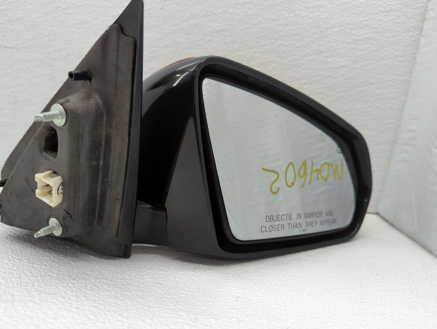 2014-2015 Buick Encore Passenger Side View Mirror - Right Door Mirror OEM Used - Oemusedautoparts1.com