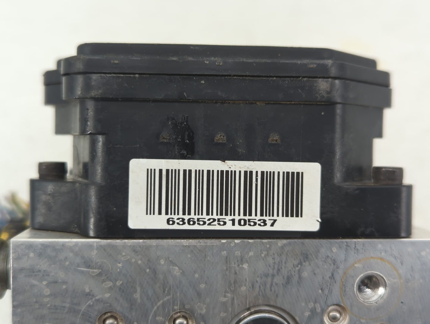 2015 Buick Encore ABS Pump Control Module Replacement P/N:94541506 688250455, 42403007 Fits OEM Used Auto Parts - Oemusedaut